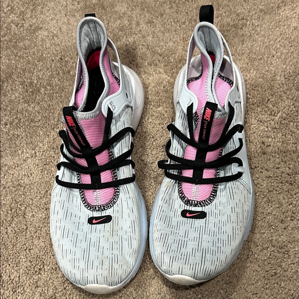 Nike Women's White and Pink Sneakers